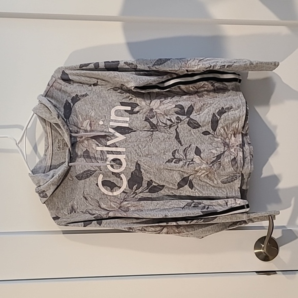Calvin Klein Performance floral sweatshirt​‎